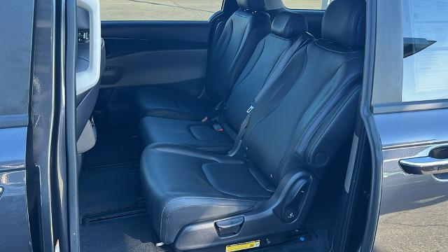 2026 Kia Carnival - $38,595