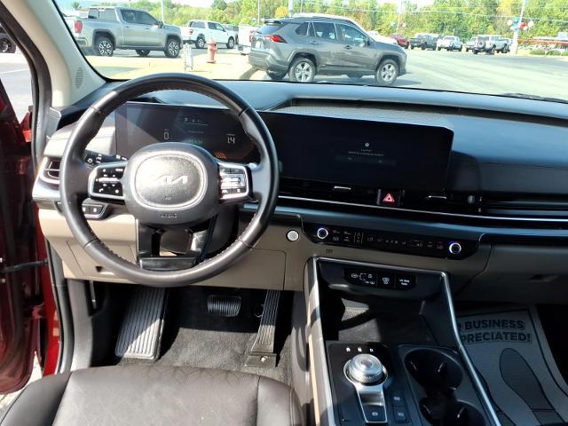 2025 Kia Carnival - $37,500