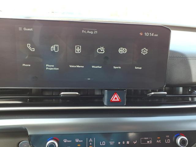 2025 Kia Carnival - $37,500