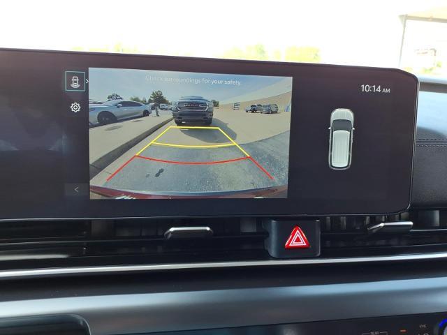 2025 Kia Carnival - $37,500