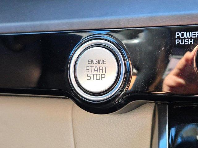 2022 Kia Carnival - $23,998
