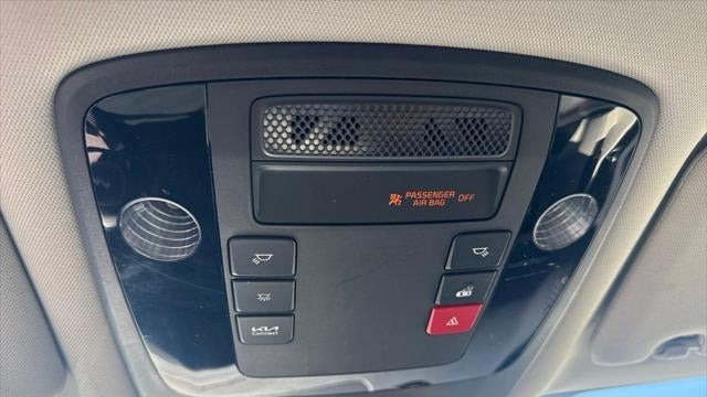 2024 Kia Carnival EX