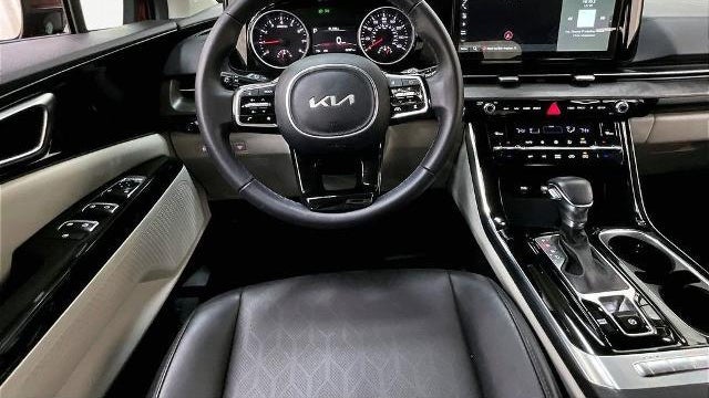 2024 Kia Carnival EX