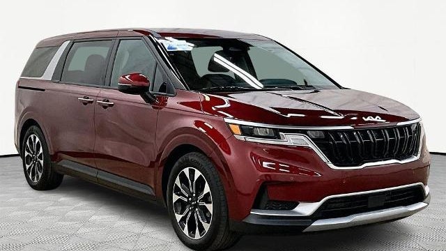 2024 Kia Carnival EX