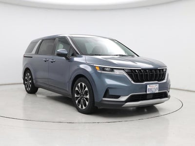 Photo of a 2022 Kia Carnival EX 4DR Mini-Van for sale