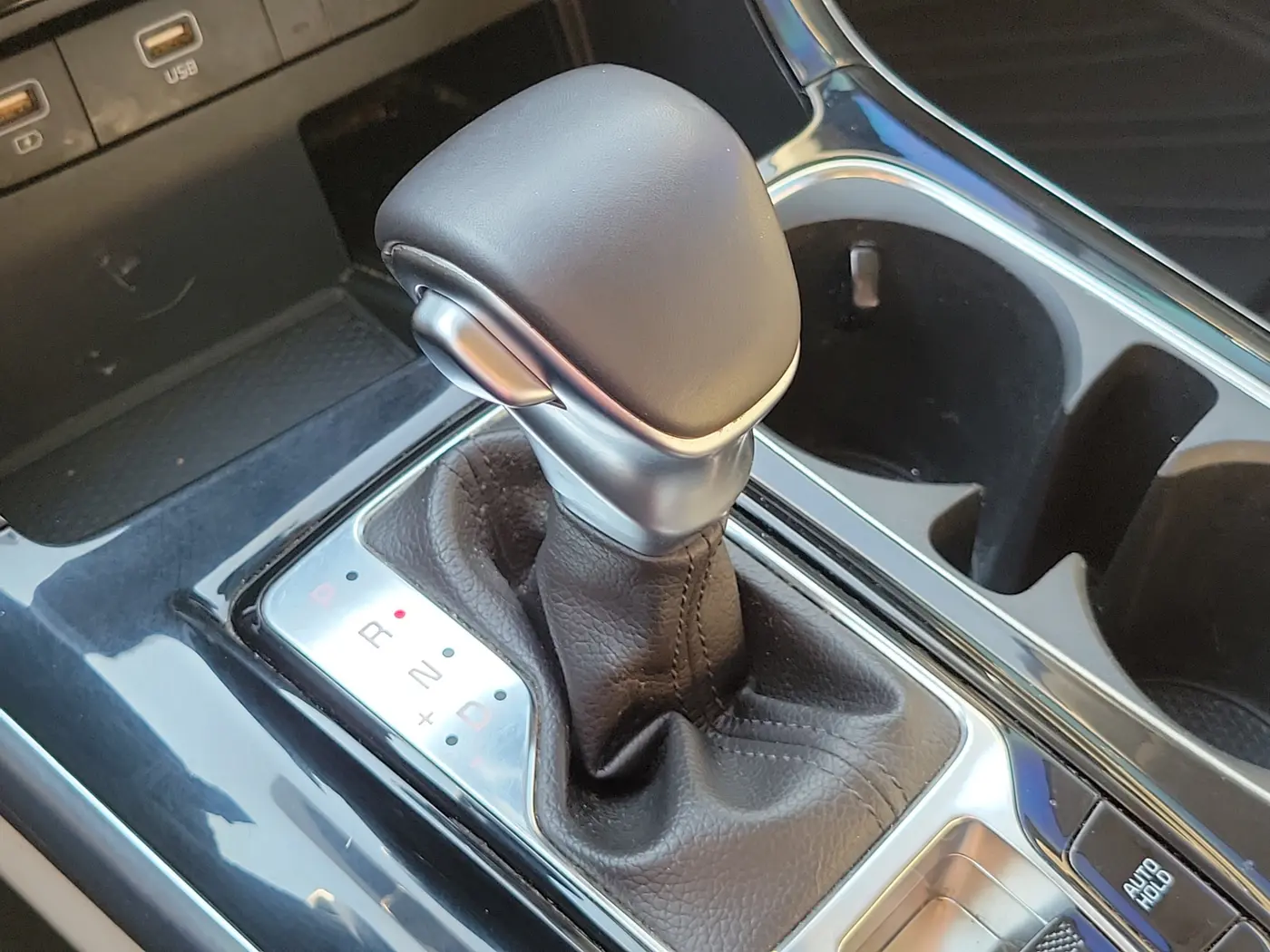 2023 Kia Carnival - $25,685