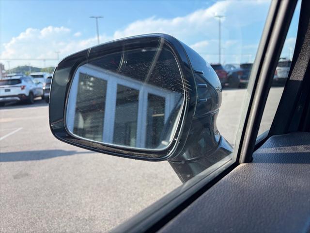 2023 Kia Carnival - $25,995