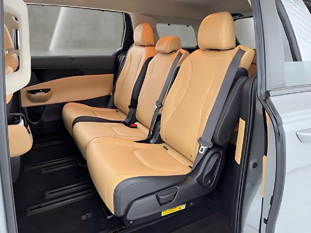 2024 Kia Carnival - $26,996