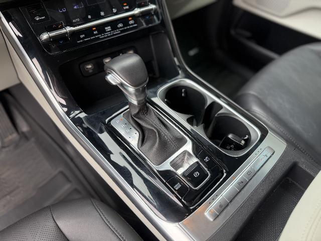2024 Kia Carnival - $35,900