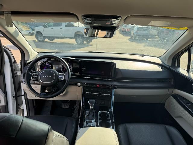 2023 Kia Carnival - $29,989