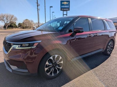 Photo of a 2022 Kia Carnival EX 4DR Mini-Van for sale