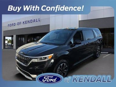 Photo of a 2024 Kia Carnival EX 4DR Mini-Van for sale