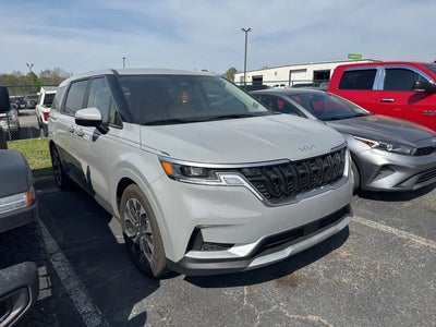 Photo of a 2024 Kia Carnival EX 4DR Mini-Van for sale