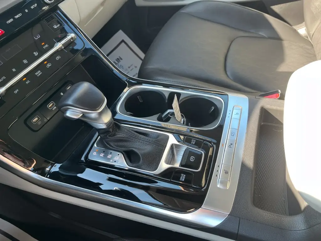 2024 Kia Carnival - $31,994