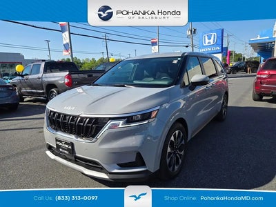 Photo of a 2024 Kia Carnival EX 4DR Mini-Van for sale