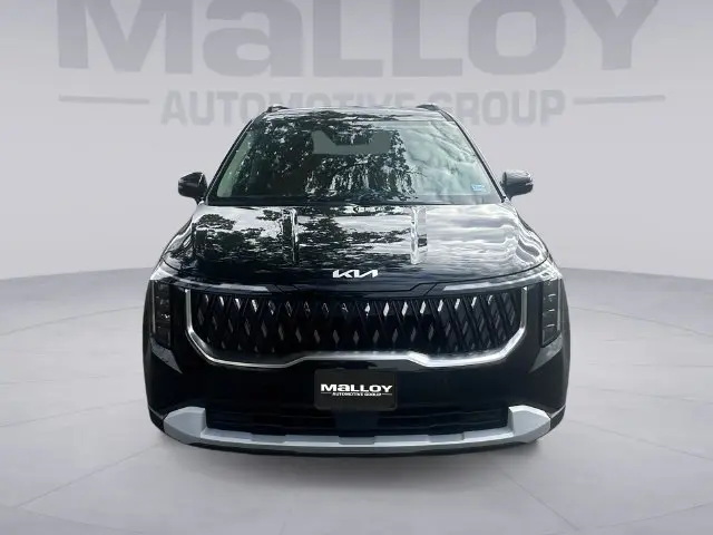 2026 Kia Carnival - $37,500