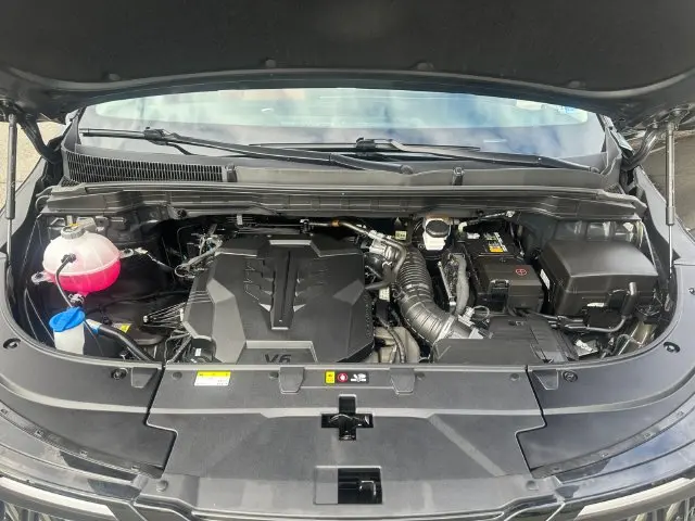 2026 Kia Carnival - $37,500