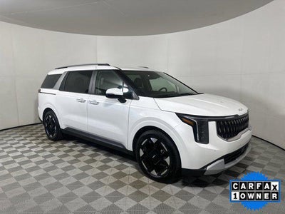 Photo of a 2026 Kia Carnival EX 4DR Mini-Van for sale
