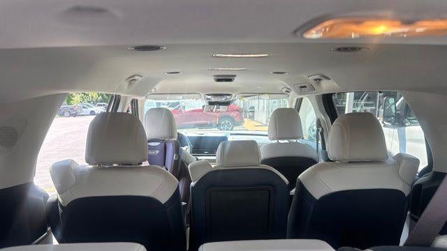 2025 Kia Carnival EX
