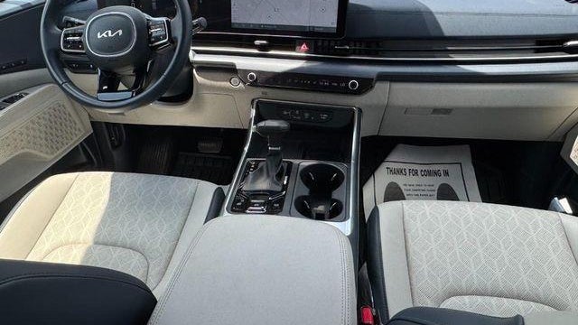 2025 Kia Carnival EX