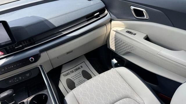 2025 Kia Carnival EX