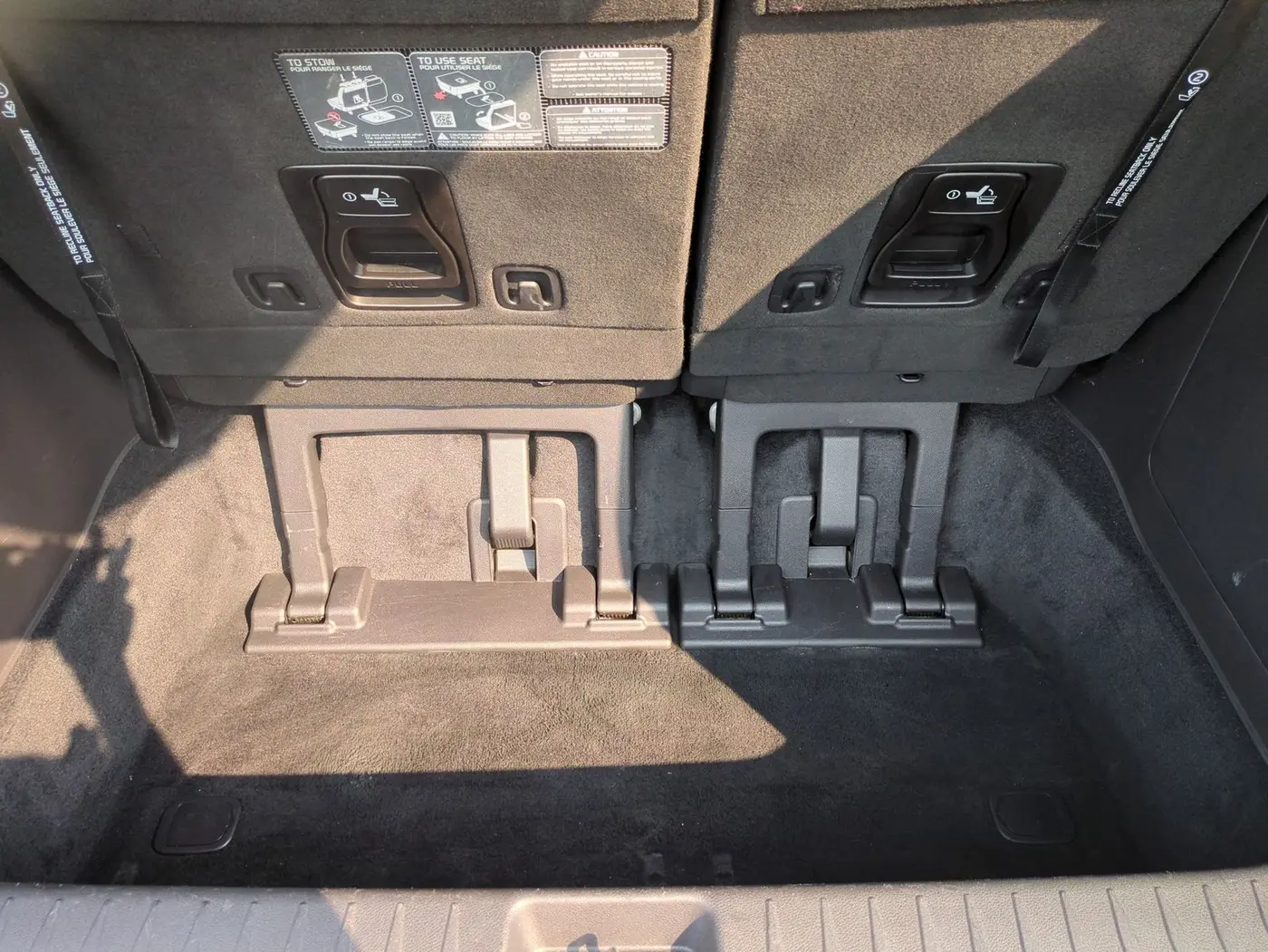 2025 Kia Carnival - $36,500