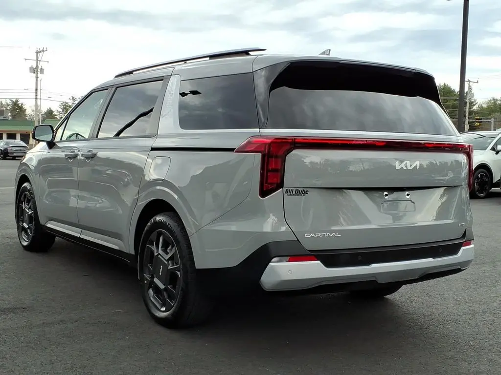 2026 Kia Carnival - $41,650