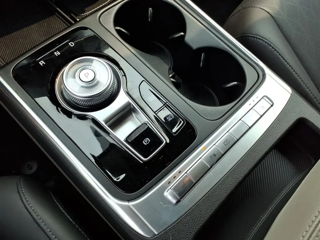 2026 Kia Carnival - $41,650