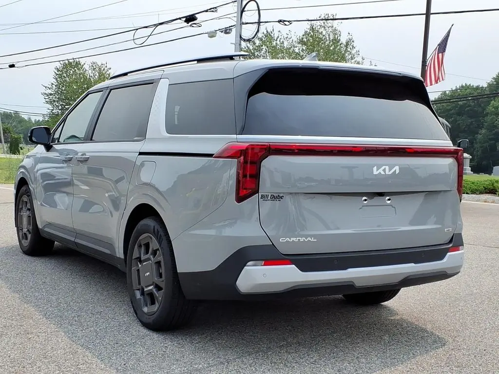 2026 Kia Carnival - $41,650