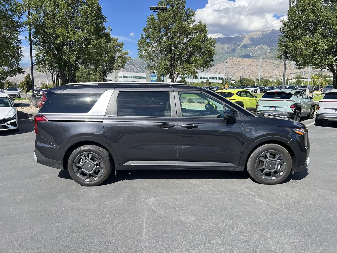 2026 Kia Carnival - $37,846
