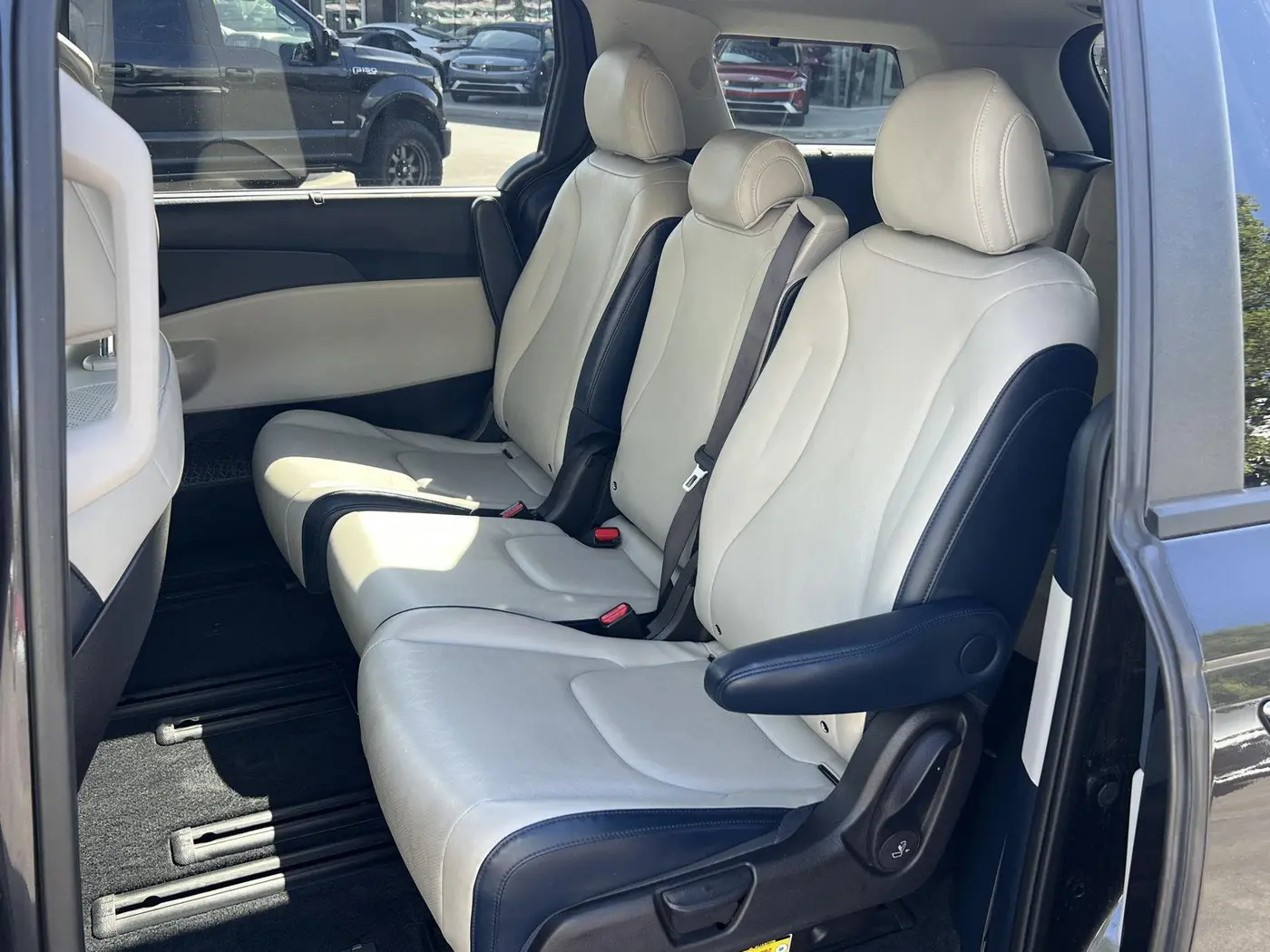 2026 Kia Carnival - $37,846