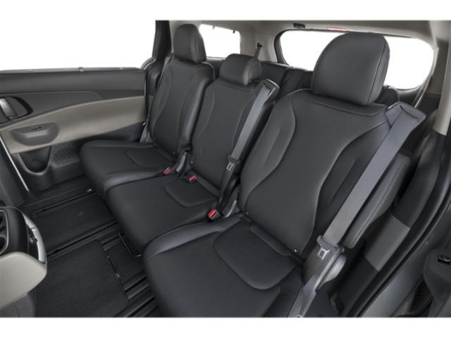 2026 Kia Carnival - $40,995