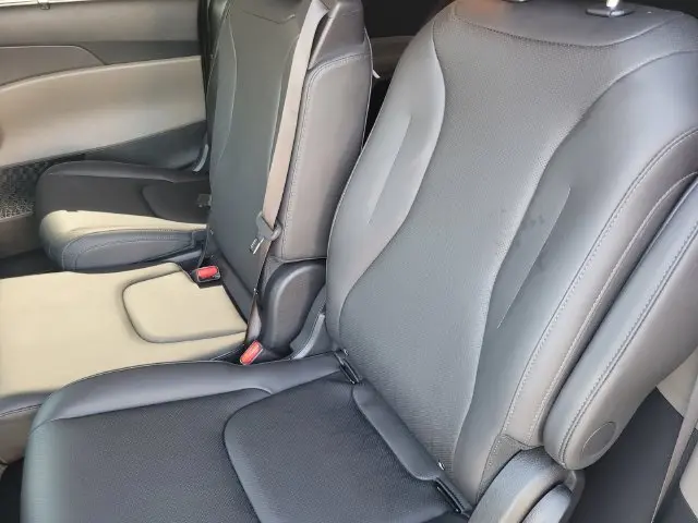 2026 Kia Carnival - $41,764