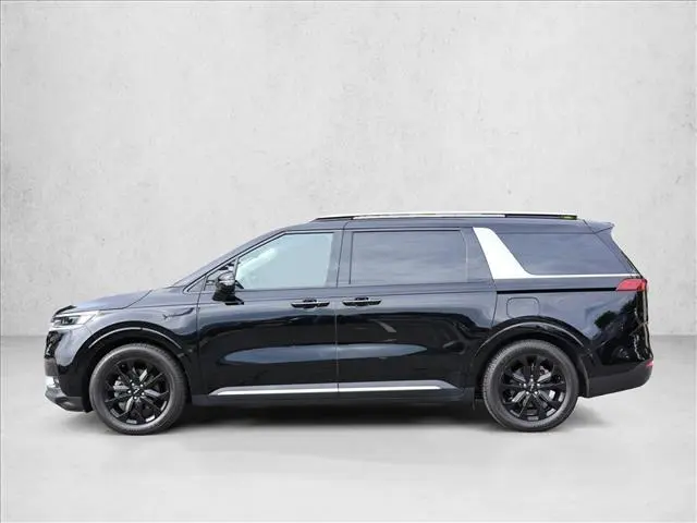 2023 Kia Carnival - $31,612