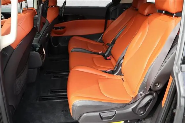 2023 Kia Carnival - $31,612