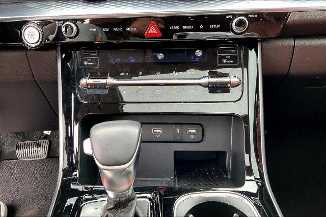 2023 Kia Carnival - $31,351