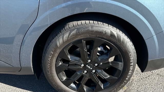 2024 Kia Carnival SX