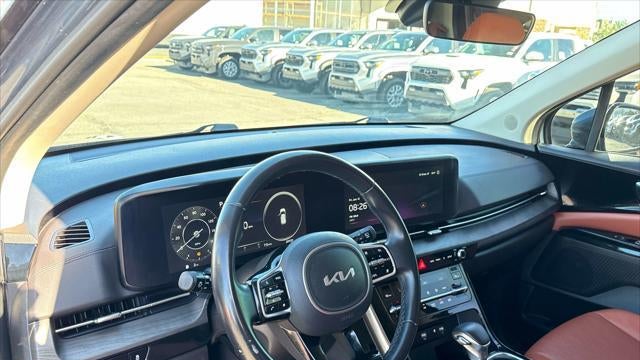 2024 Kia Carnival SX