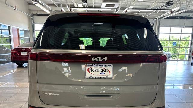 2024 Kia Carnival SX