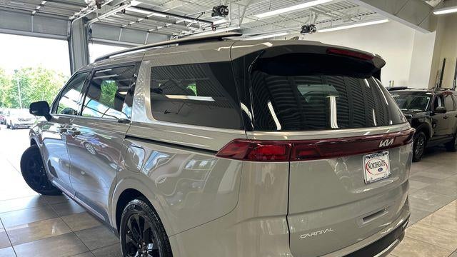 2024 Kia Carnival SX