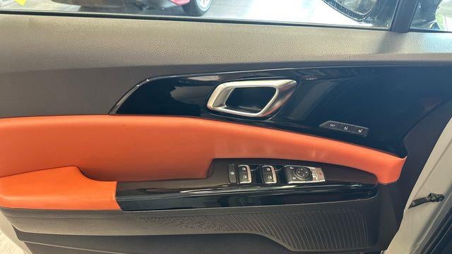 2024 Kia Carnival SX