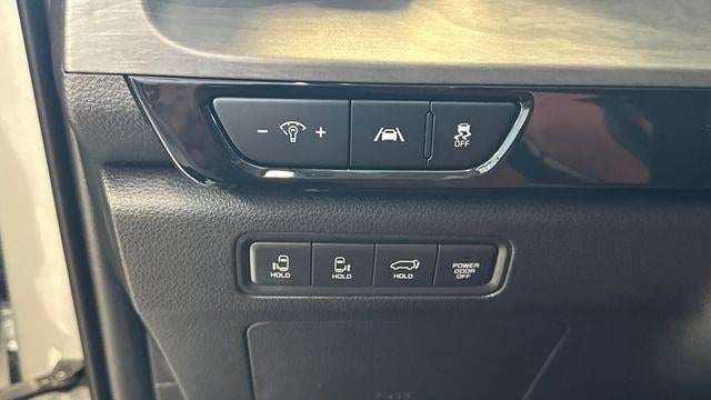 2024 Kia Carnival SX