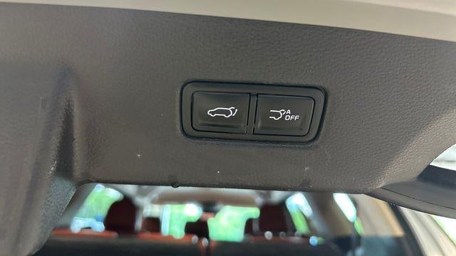 2024 Kia Carnival SX