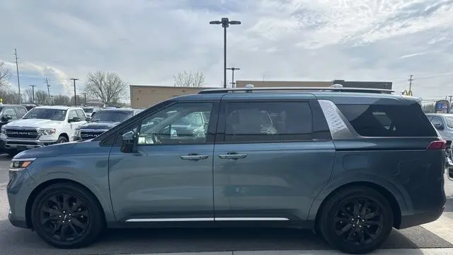 2024 Kia Carnival SX Prestige