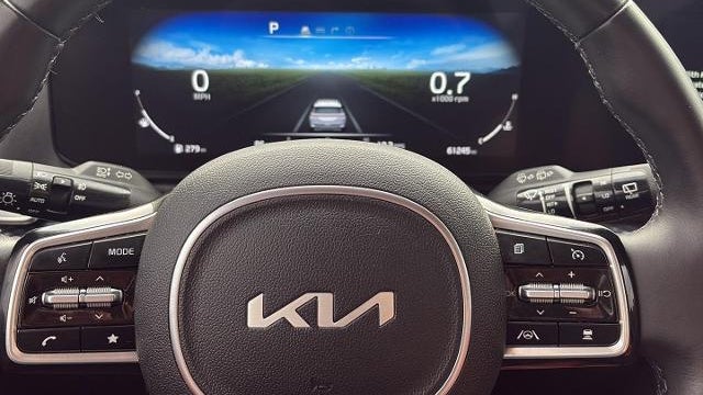 2024 Kia Carnival SX
