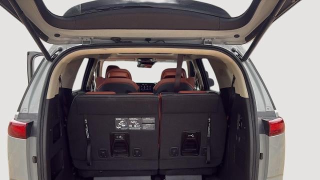 2024 Kia Carnival SX