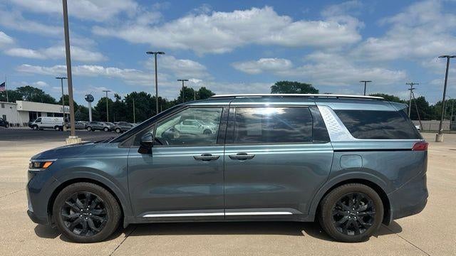 2022 Kia Carnival SX