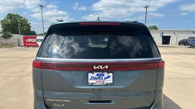 2022 Kia Carnival SX