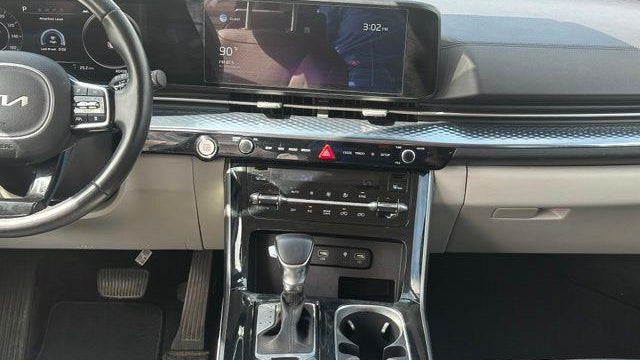 2022 Kia Carnival SX