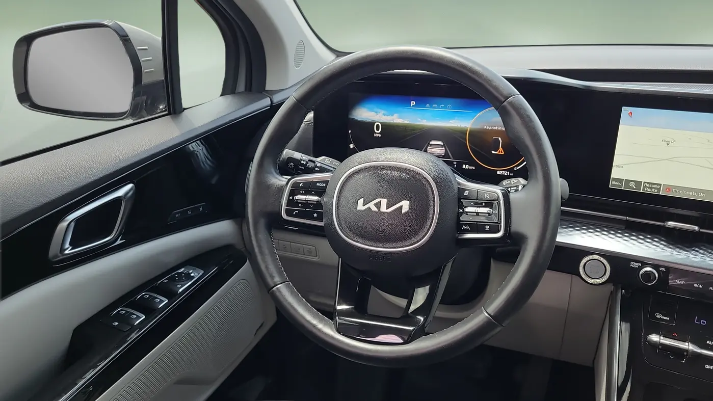 2022 Kia Carnival SX